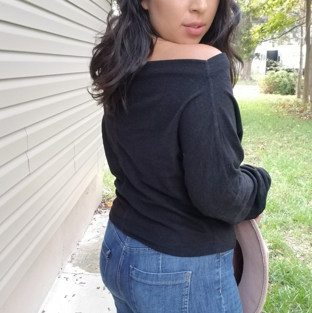 FLASHSALE⚡JUST FOR FUN BLACK OFF SHOULDER SWEATER - Picture 6 of 16